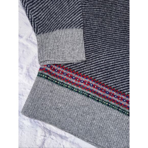 Brooks Brothers Men’s 100% Lambs Wool Multi Color V Neck Sweater Size XL - Picture 2 of 8